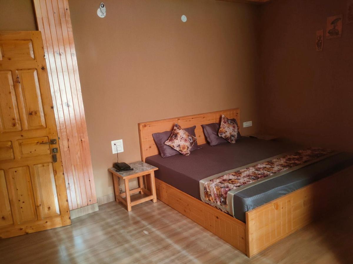 Hotel Cozy Haven Mandi Exteriér fotografie