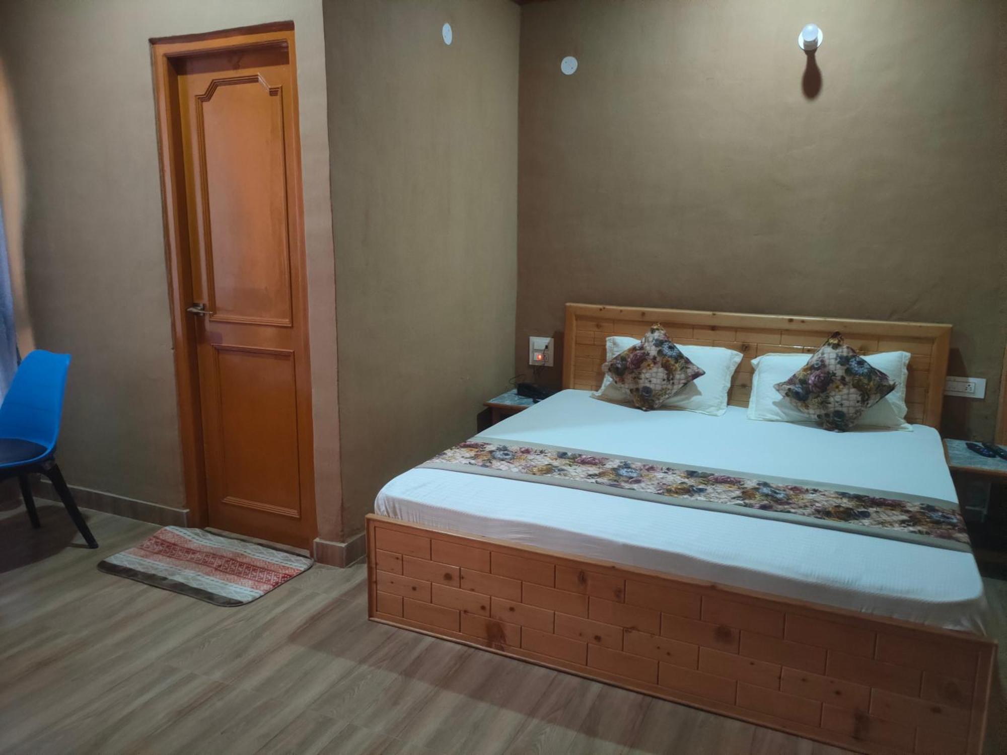 Hotel Cozy Haven Mandi Exteriér fotografie