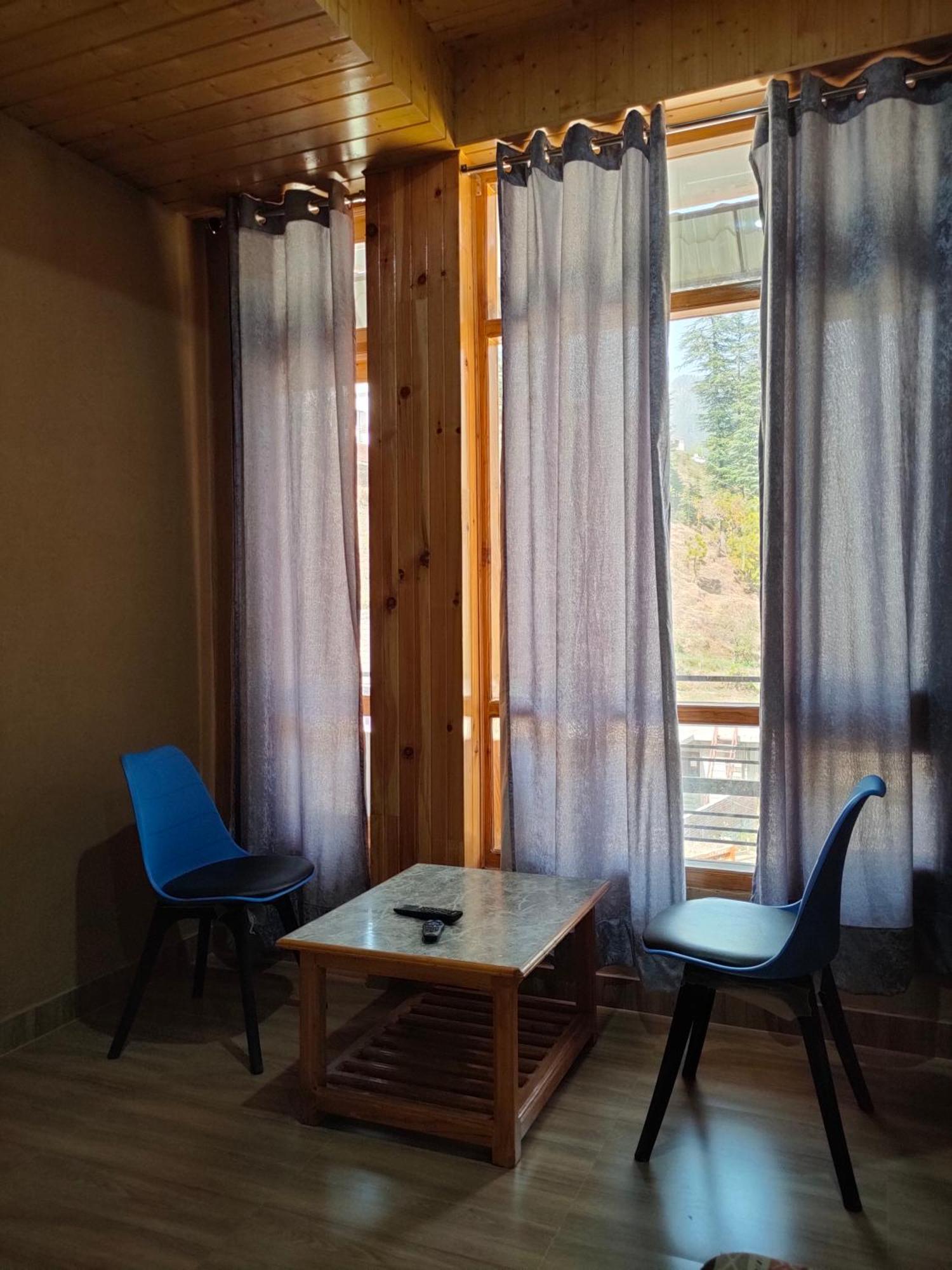 Hotel Cozy Haven Mandi Pokoj fotografie